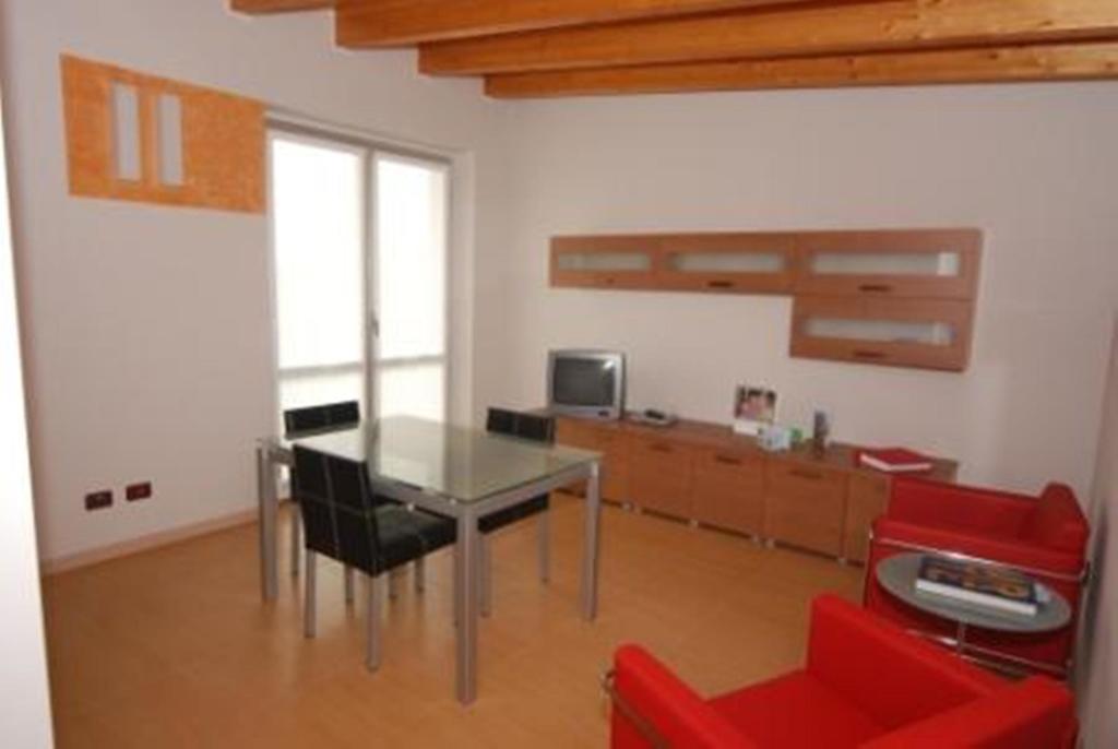 Residence & Suites Solaf Bonate di Sopra Zimmer foto